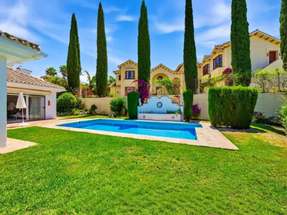 2-bedroom Villa In Benahavis, Spain (266 M²)