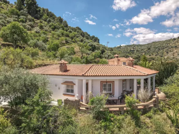3-bedroom Villa In Guaro, Spain (250 M²)