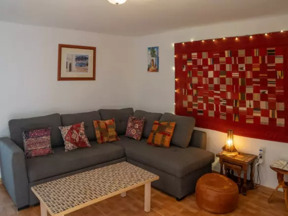 2-bedroom Town House In Álora, Spain (99 M²)