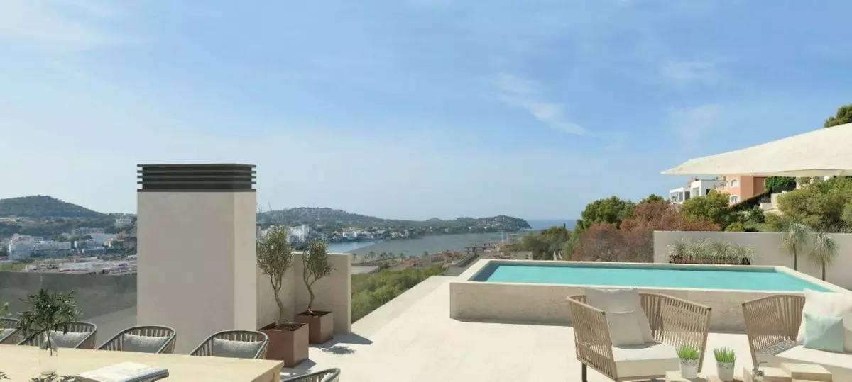 4-bedroom Apartment In Calvià, Spain (172 M²)