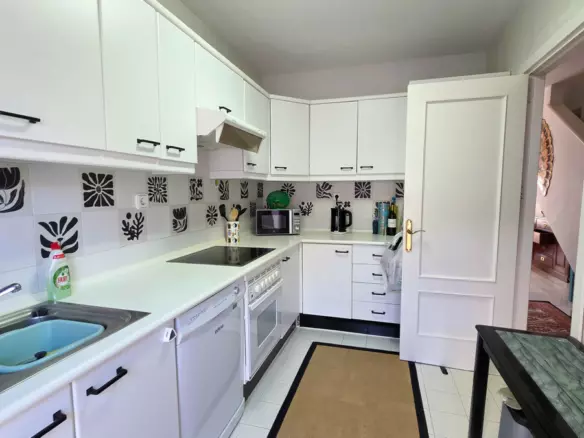 3-bedroom Town House In Manilva, Spain (150 M²)
