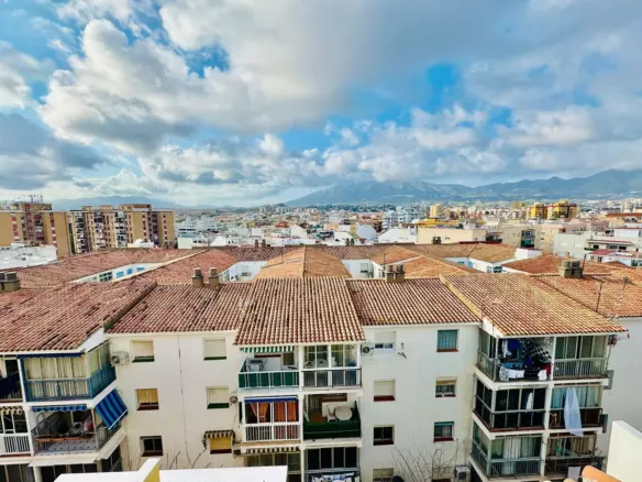 1-bedroom Apartment In Fuengirola, Spain (100 M²)