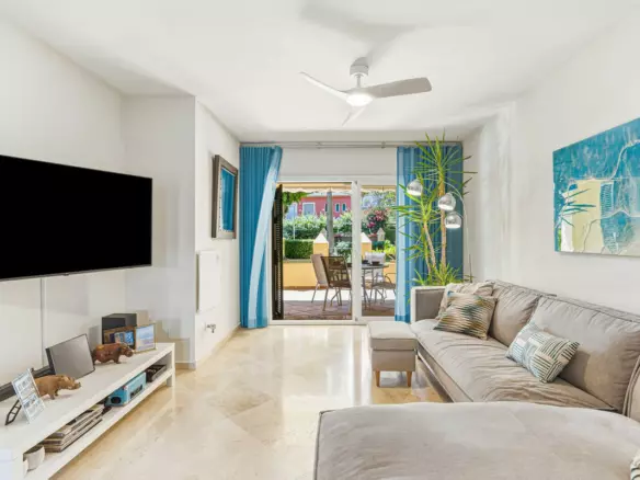 2-bedroom Apartment In Marbella, Spain (85 M²)