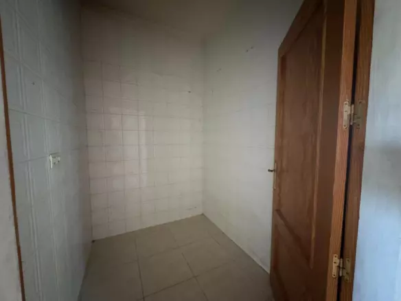 5-bedroom Country House In Dolores, Spain (277 M²)
