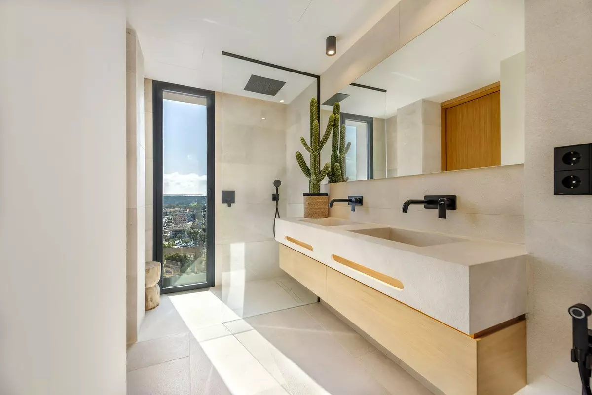4-bedroom Apartment In Calvià, Spain (155 M²)