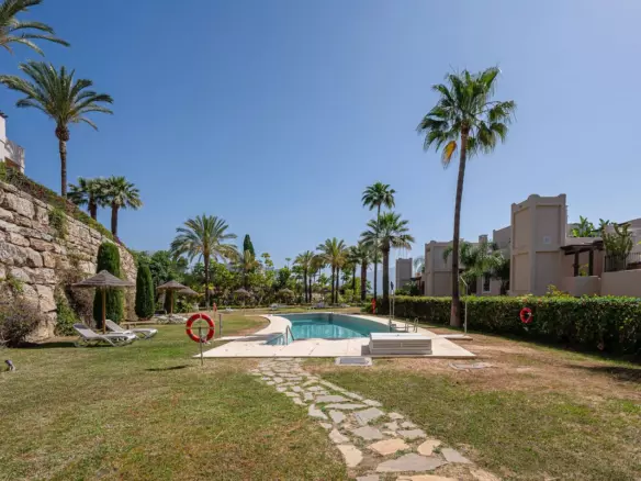 2-bedroom Apartment In Estepona, Spain (107 M²)