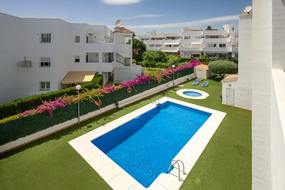 2-bedroom Apartment In Estepona, Spain (89 M²)