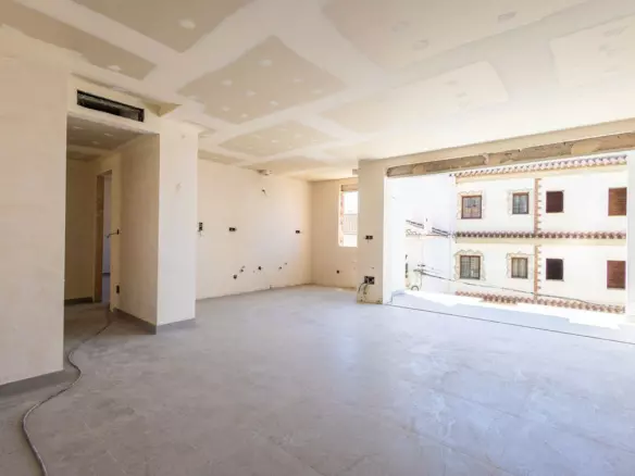 3-bedroom Apartment In Cómpeta, Spain (84 M²)