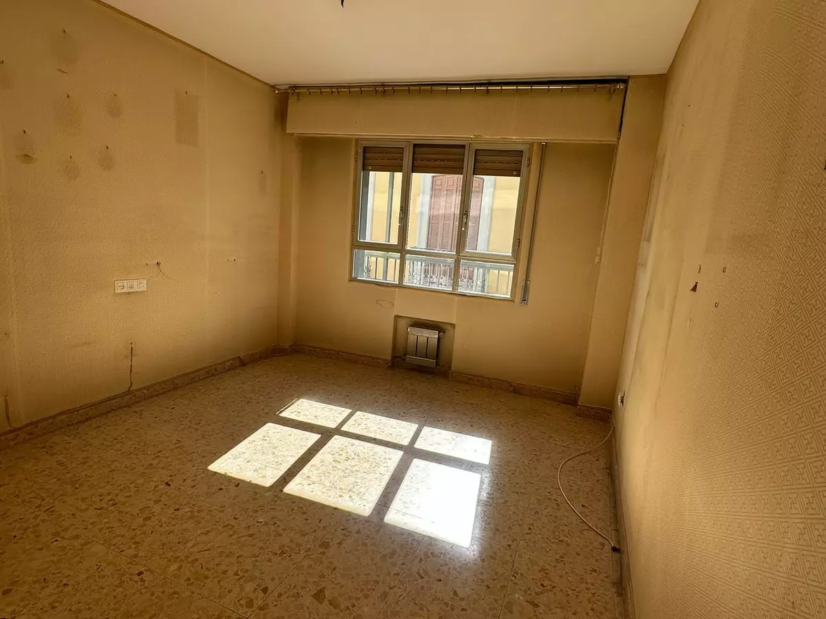 4-bedroom Apartment In Málaga, Spain (180 M²)