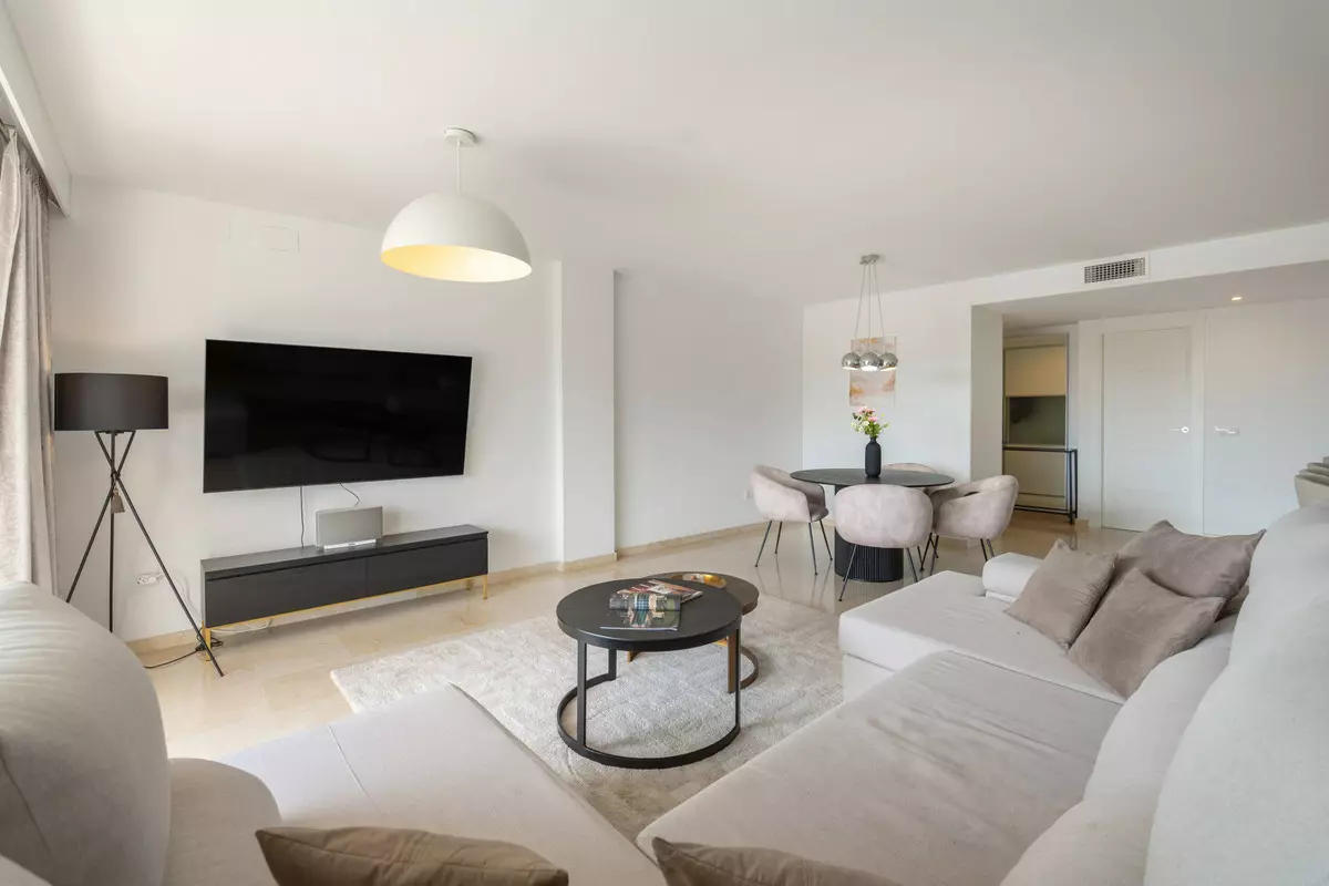 4-bedroom Apartment In Marbella, Spain (145 M²)