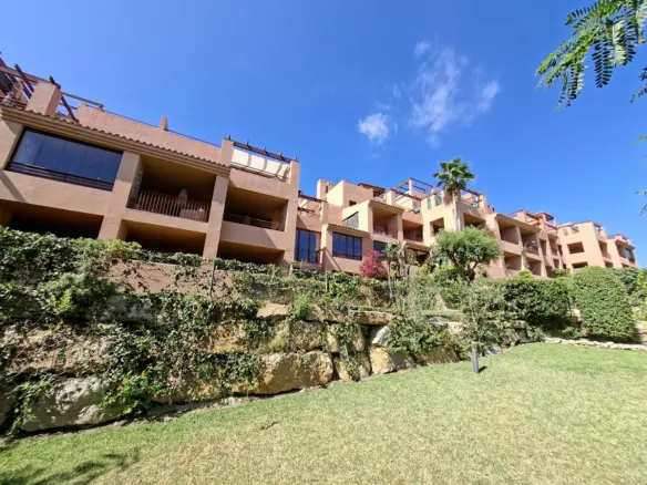 2-bedroom Apartment In Manilva, Spain (106 M²)