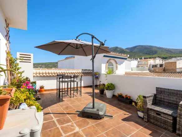 5-bedroom Town House In Alhaurín El Grande, Spain (169 M²)
