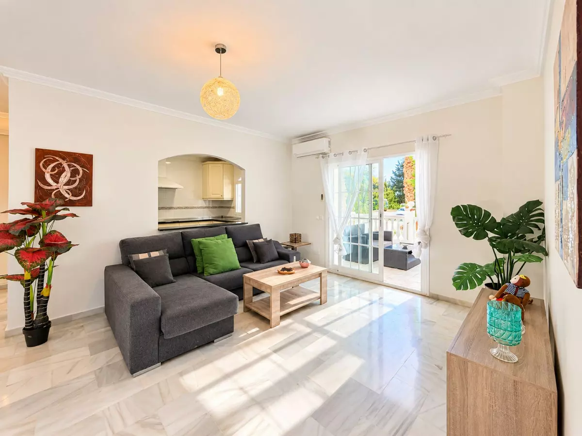 2-bedroom Apartment In Estepona, Spain (89 M²)