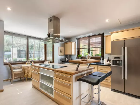 4-bedroom Villa In Mijas, Spain (463 M²)