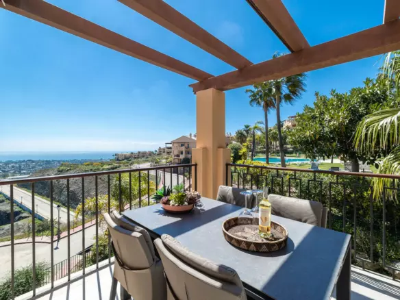 2-bedroom Apartment In Benahavis, Spain (118 M²)