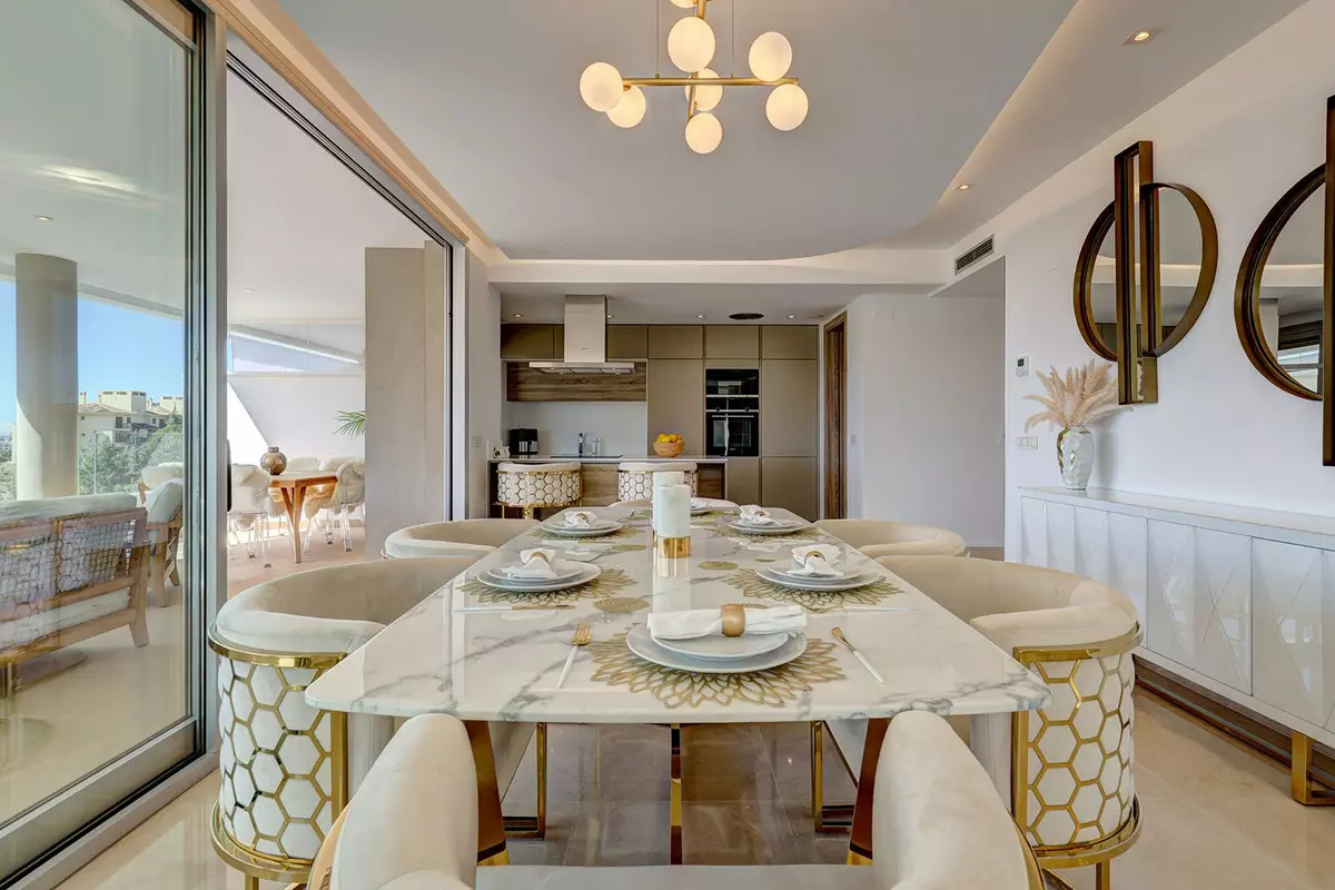 3-bedroom Apartment In Benahavis, Spain (160 M²)