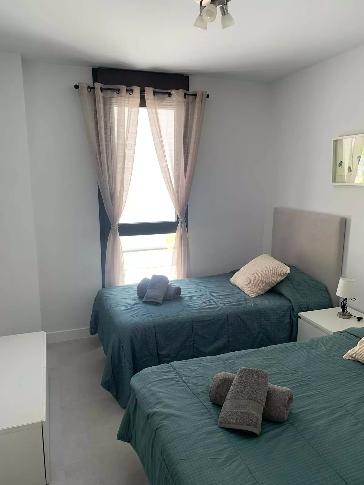 3-bedroom Property In Estepona, Spain (159 M²)