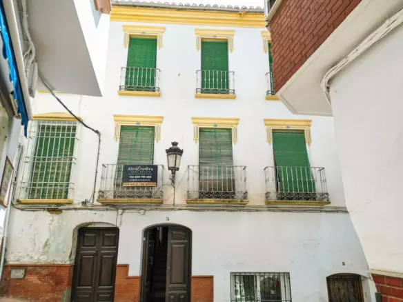 10-bedroom Town House In Cómpeta, Spain (468 M²)