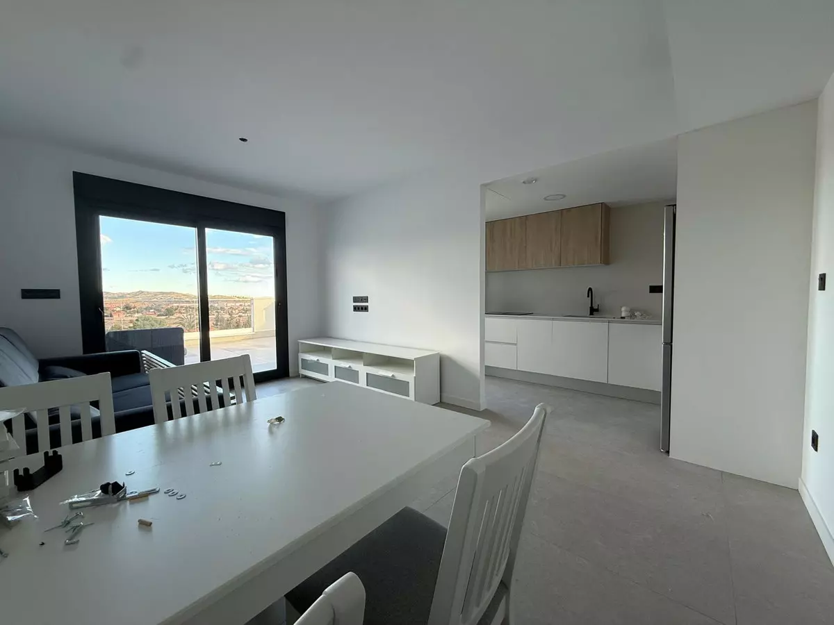 2-bedroom Apartment In Alicante, Spain (56 M²)