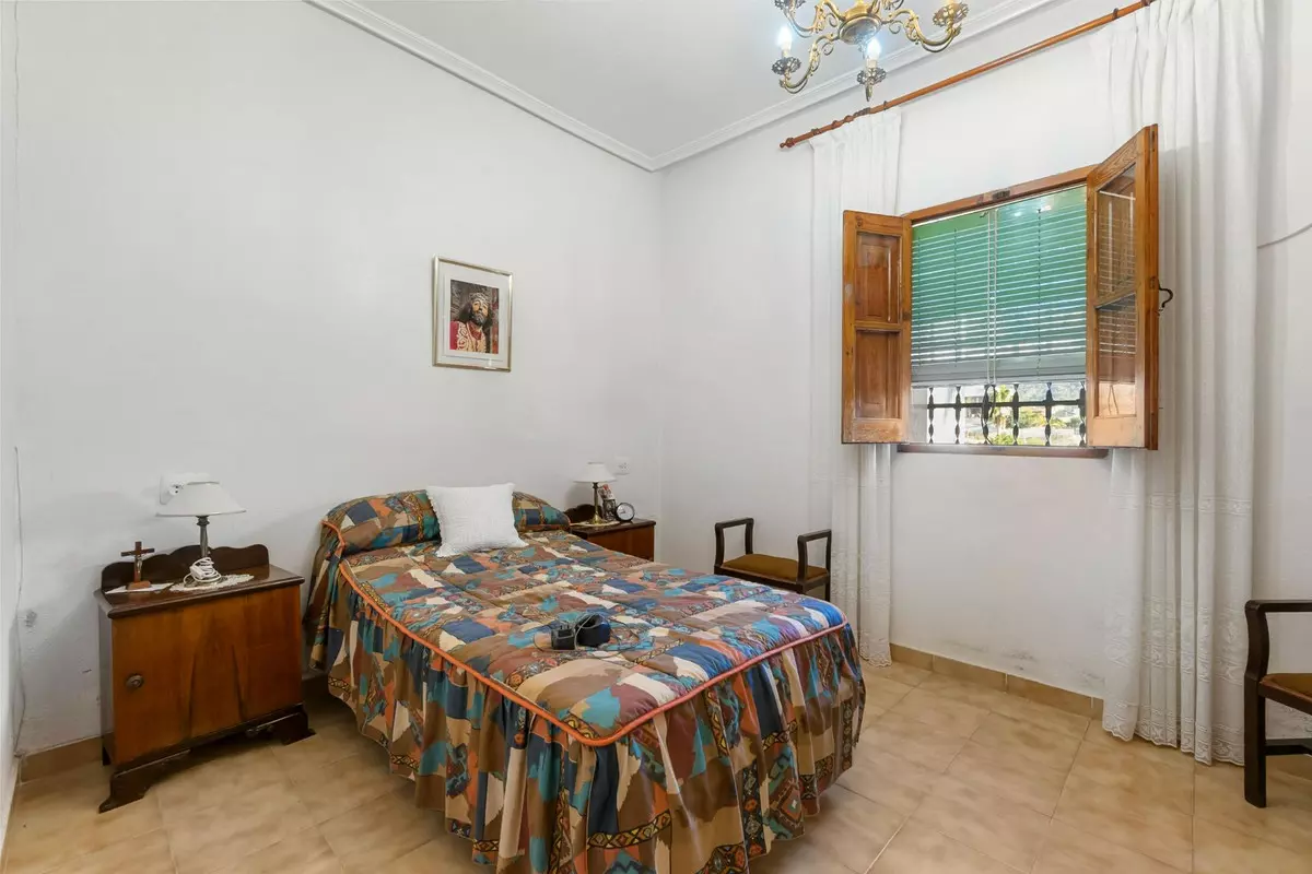 4-bedroom Country House In Orihuela, Spain (267 M²)