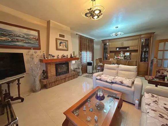 3-bedroom Villa In Orihuela, Spain (200 M²)