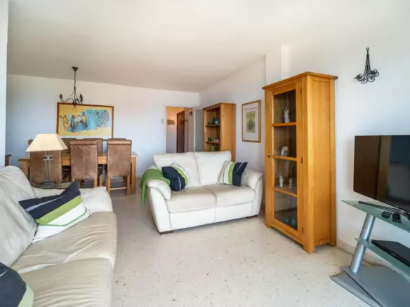 4-bedroom Apartment In Torremolinos, Spain (89 M²)