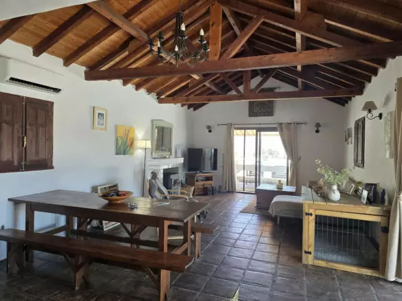 3-bedroom Villa In Guaro, Spain (152 M²)