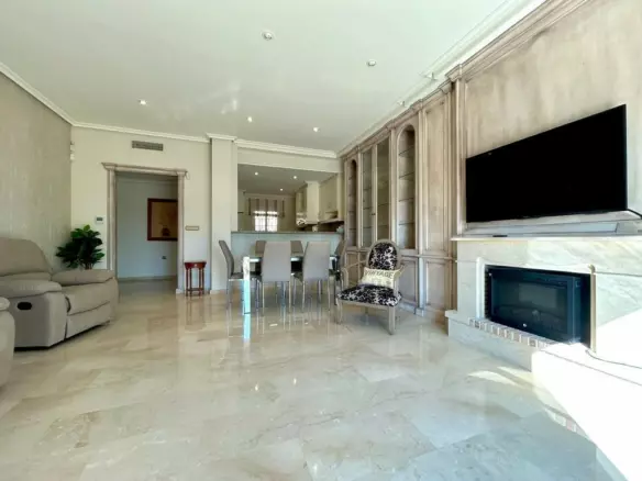 3-bedroom Apartment In Orihuela, Spain (104 M²)