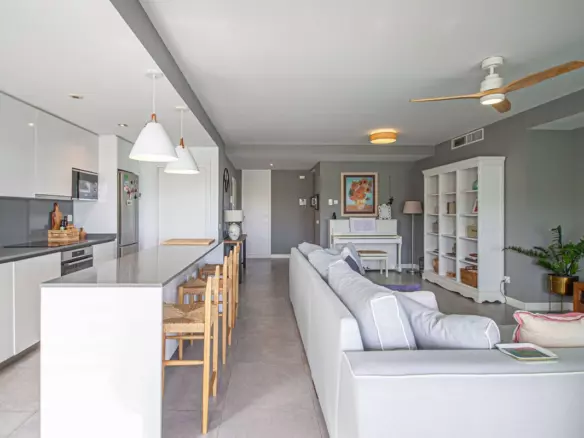 3-bedroom Apartment In Mijas, Spain (140 M²)