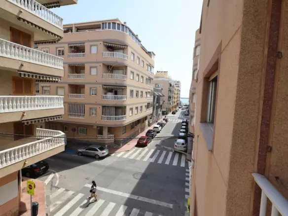 3-bedroom Apartment In Torrevieja, Spain (85 M²)