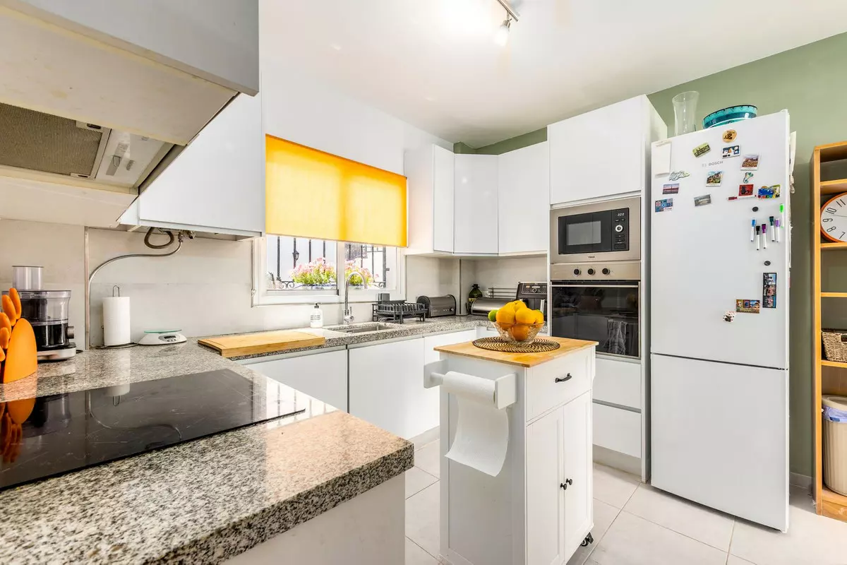 5-bedroom Town House In Alhaurín El Grande, Spain (169 M²)