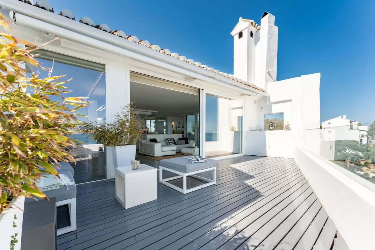 2-bedroom Apartment In Mijas, Spain (133 M²)
