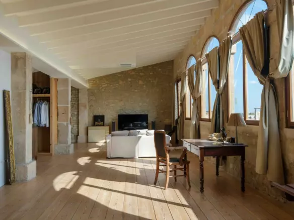 3-bedroom Villa In Porreres, Spain (512 M²)