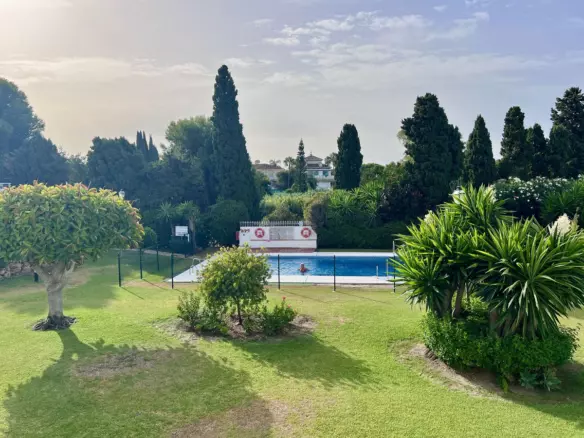 2-bedroom Apartment In Estepona, Spain (75 M²)