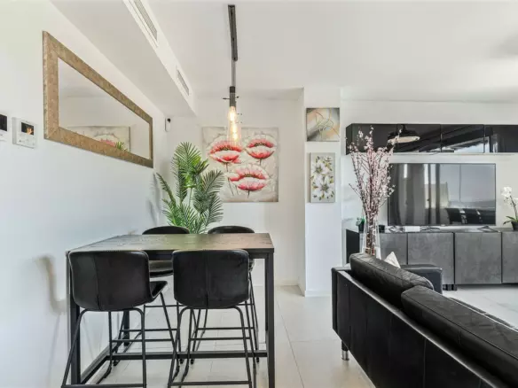 3-bedroom Apartment In Estepona, Spain (125 M²)