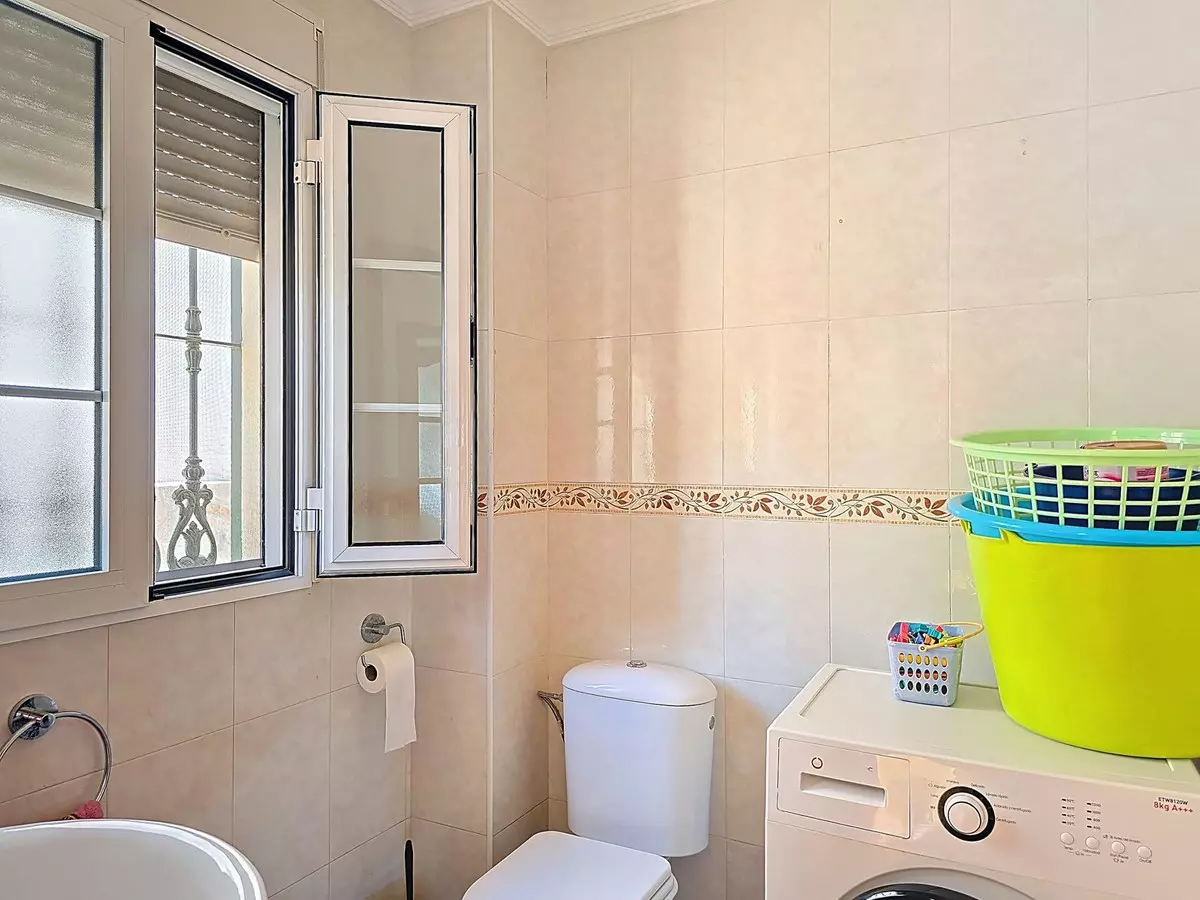 4-bedroom Villa In Canillas De Albaida, Spain (229 M²)
