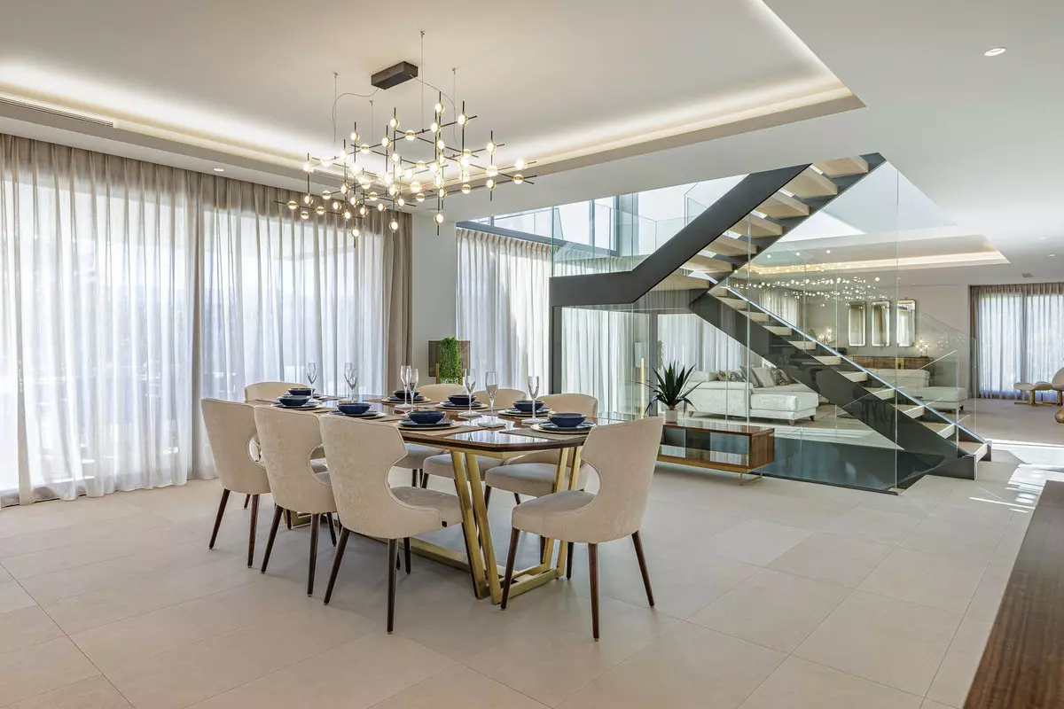 6-bedroom Villa In Estepona, Spain (771 M²)