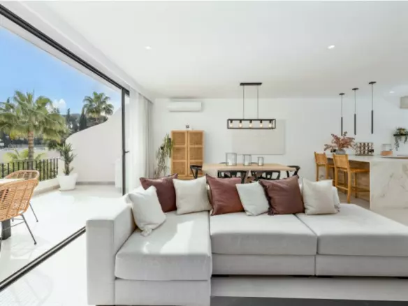 3-bedroom Town House In Marbella, Spain (135 M²)