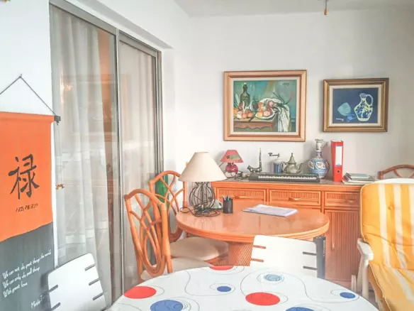 3-bedroom Apartment In Calvià, Spain (90 M²)