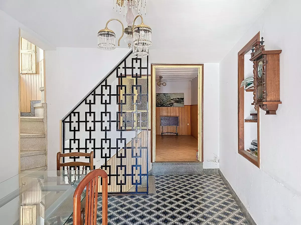 7-bedroom Town House In Cómpeta, Spain (210 M²)