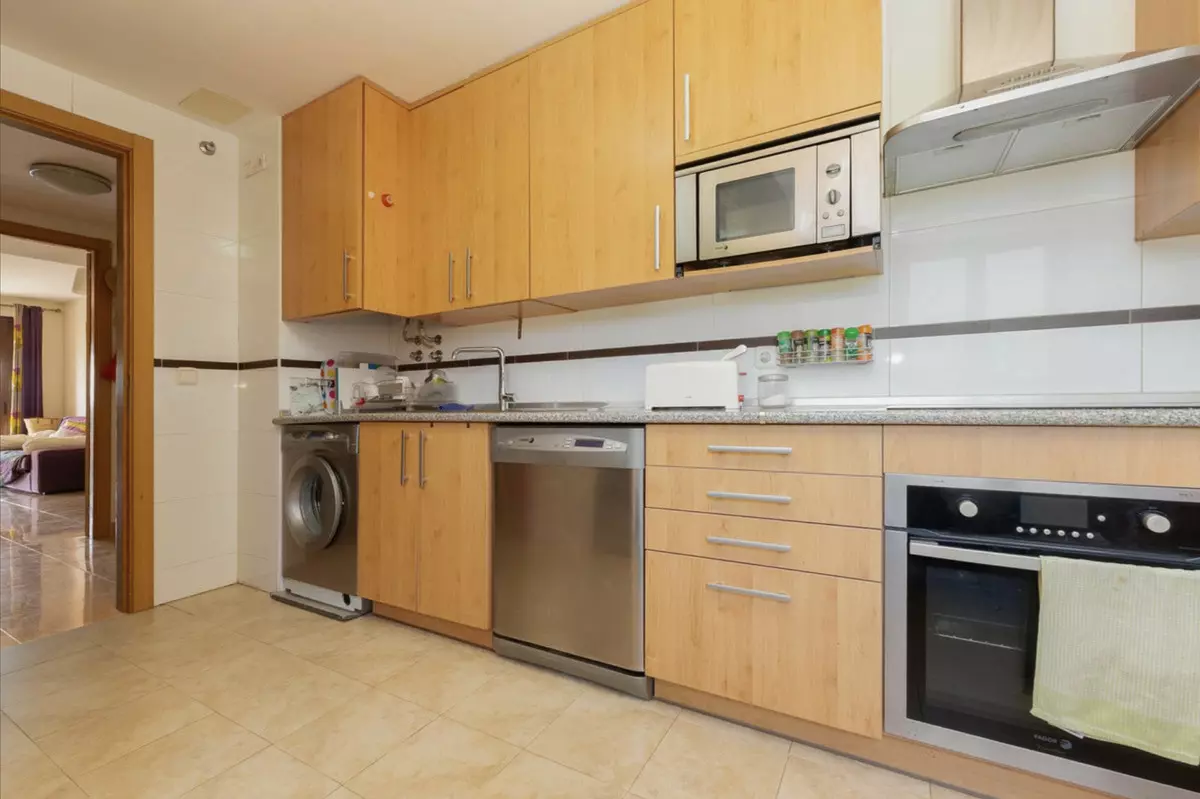 2-bedroom Apartment In Estepona, Spain (120 M²)