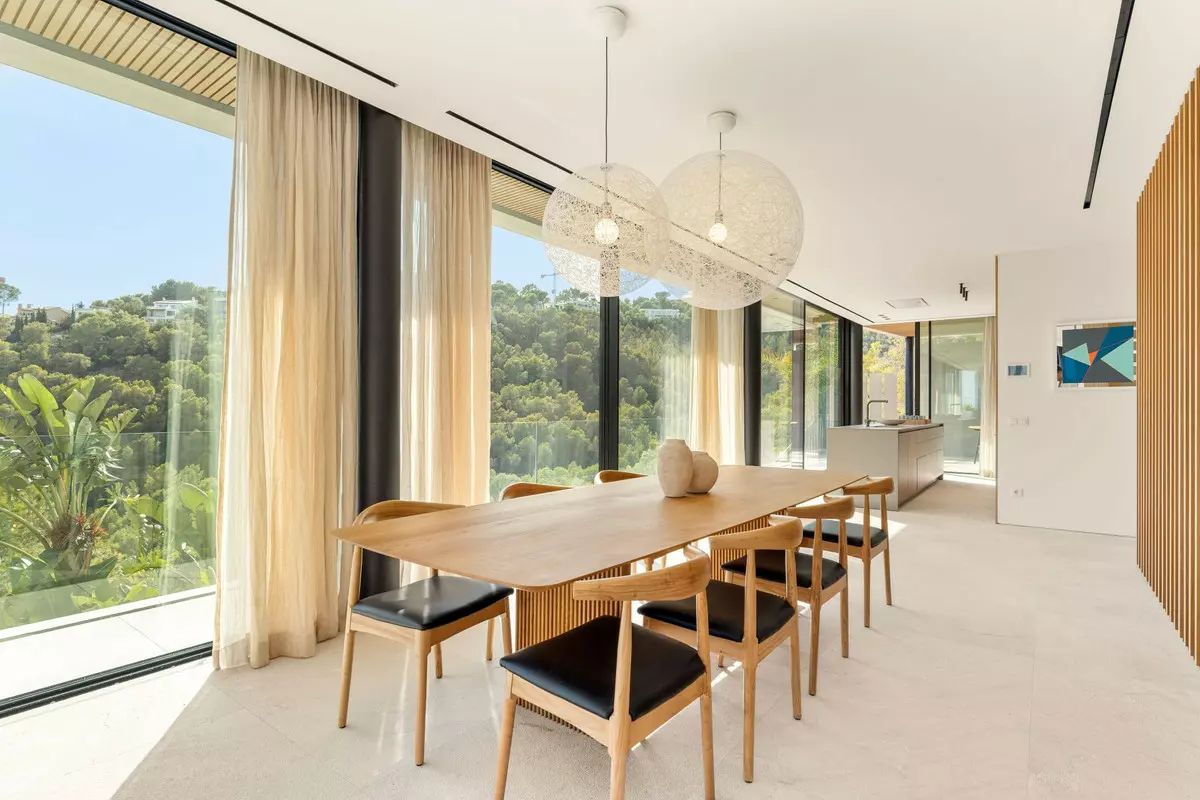 4-bedroom Villa In Calvià, Spain (584 M²)