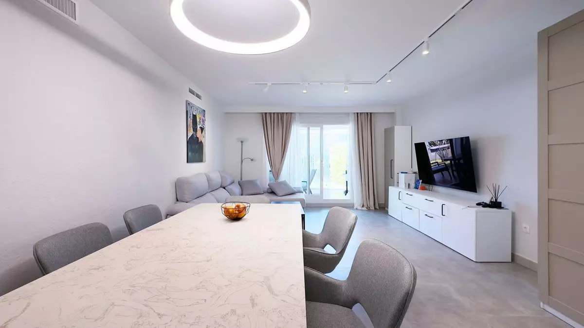 2-bedroom Apartment In Estepona, Spain (92 M²)