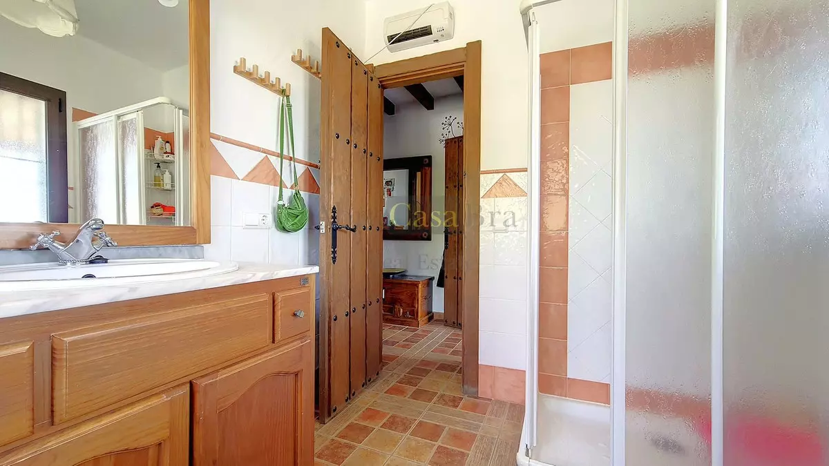 4-bedroom Villa In Canillas De Albaida, Spain (331 M²)