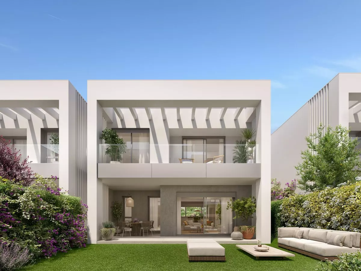 3-bedroom Town House In Marbella, Spain (120 M²)