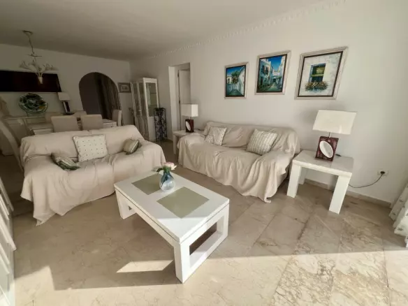 2-bedroom Apartment In Estepona, Spain (75 M²)