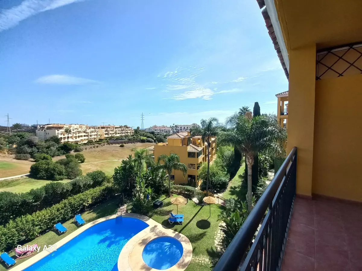 2-bedroom Apartment In Mijas, Spain (100 M²)