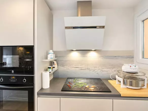 2-bedroom Apartment In Marbella, Spain (118 M²)