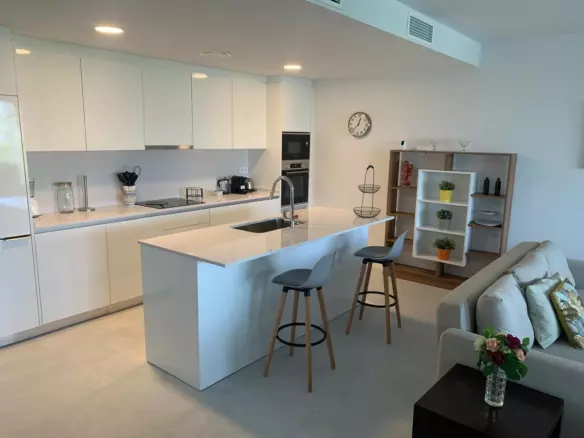 3-bedroom Property In Estepona, Spain (159 M²)