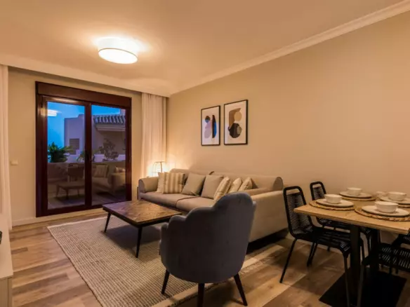 2-bedroom Apartment In Estepona, Spain (92 M²)